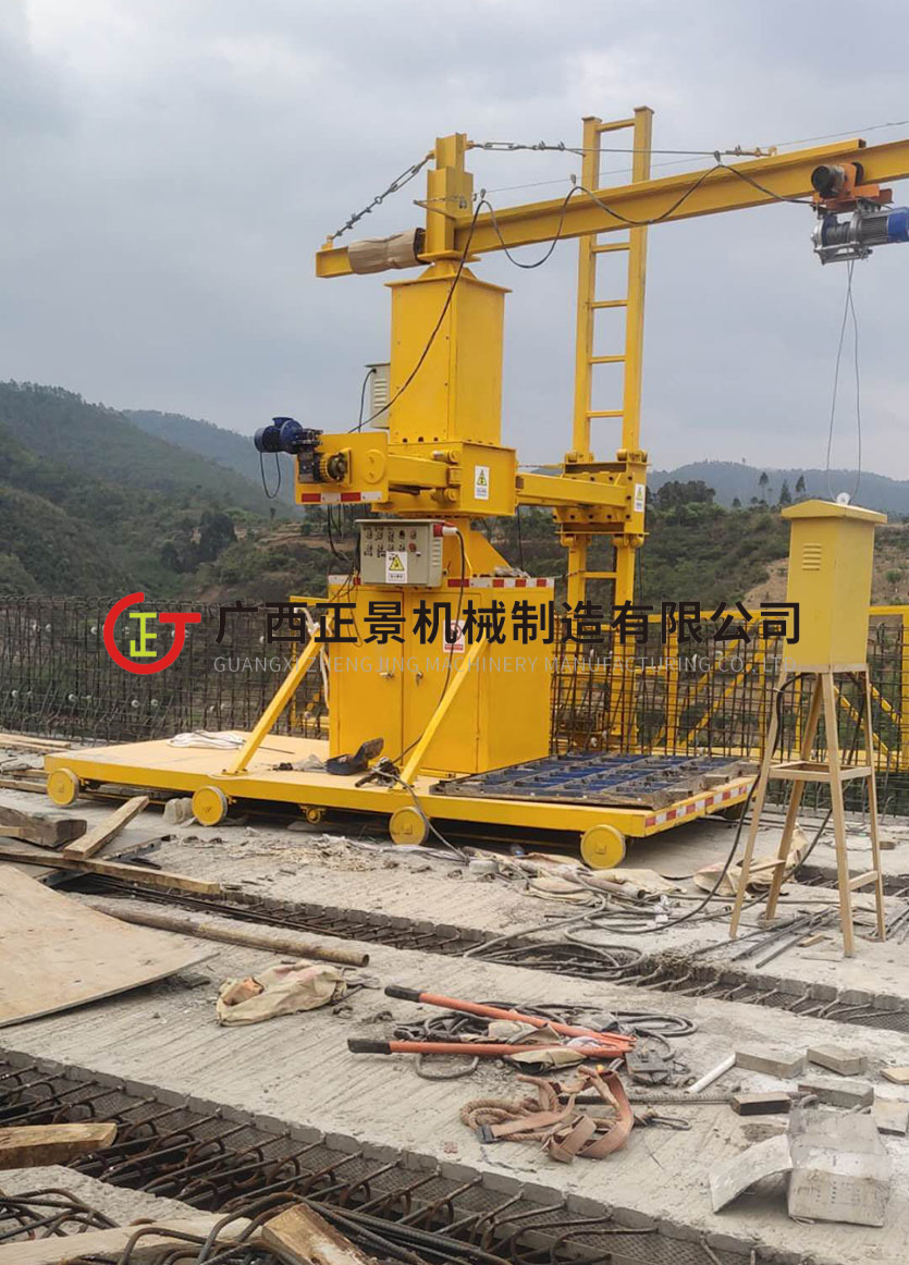 橋梁防撞墻模板施工臺車