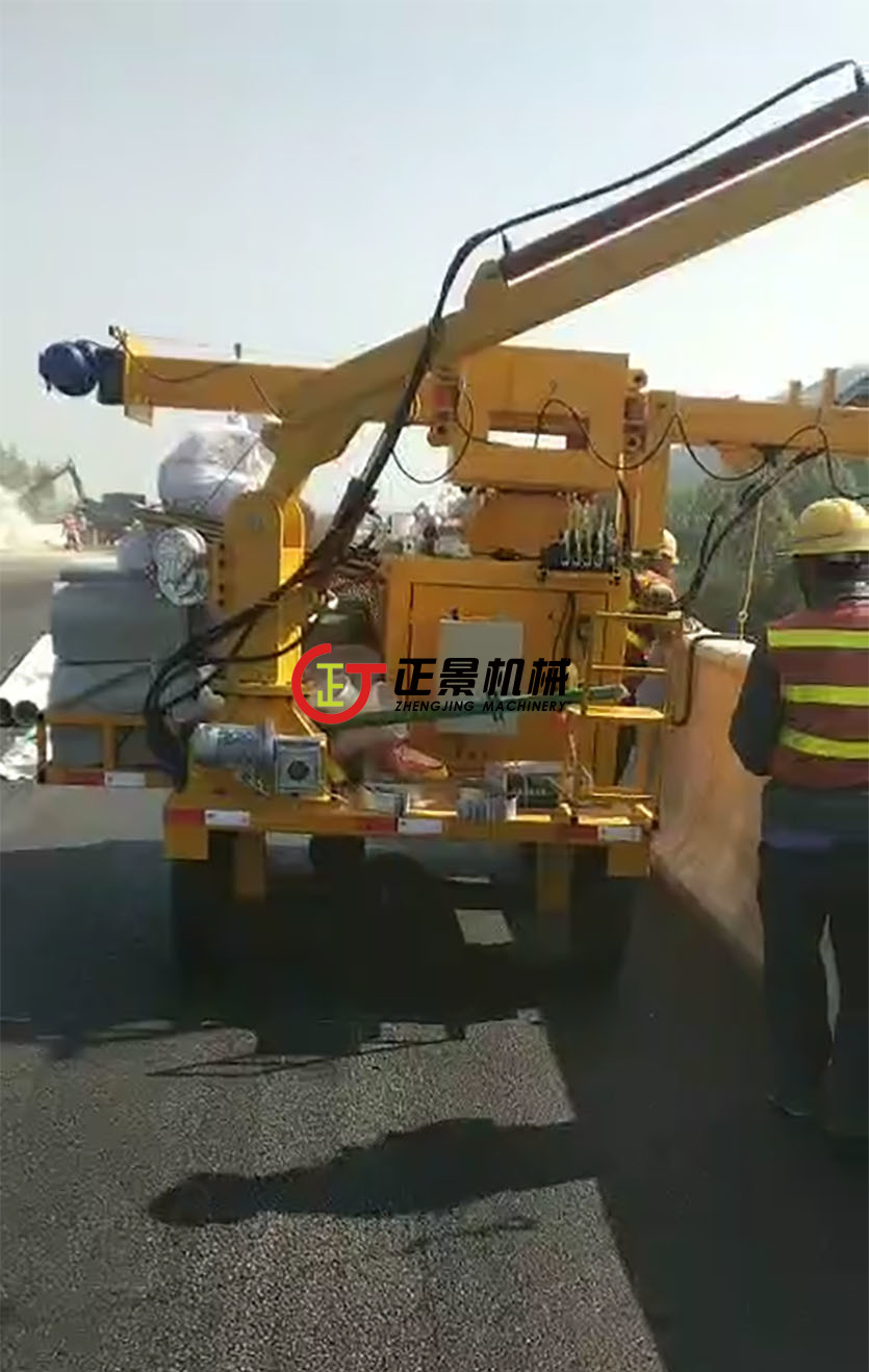 橋梁排水管安裝設備