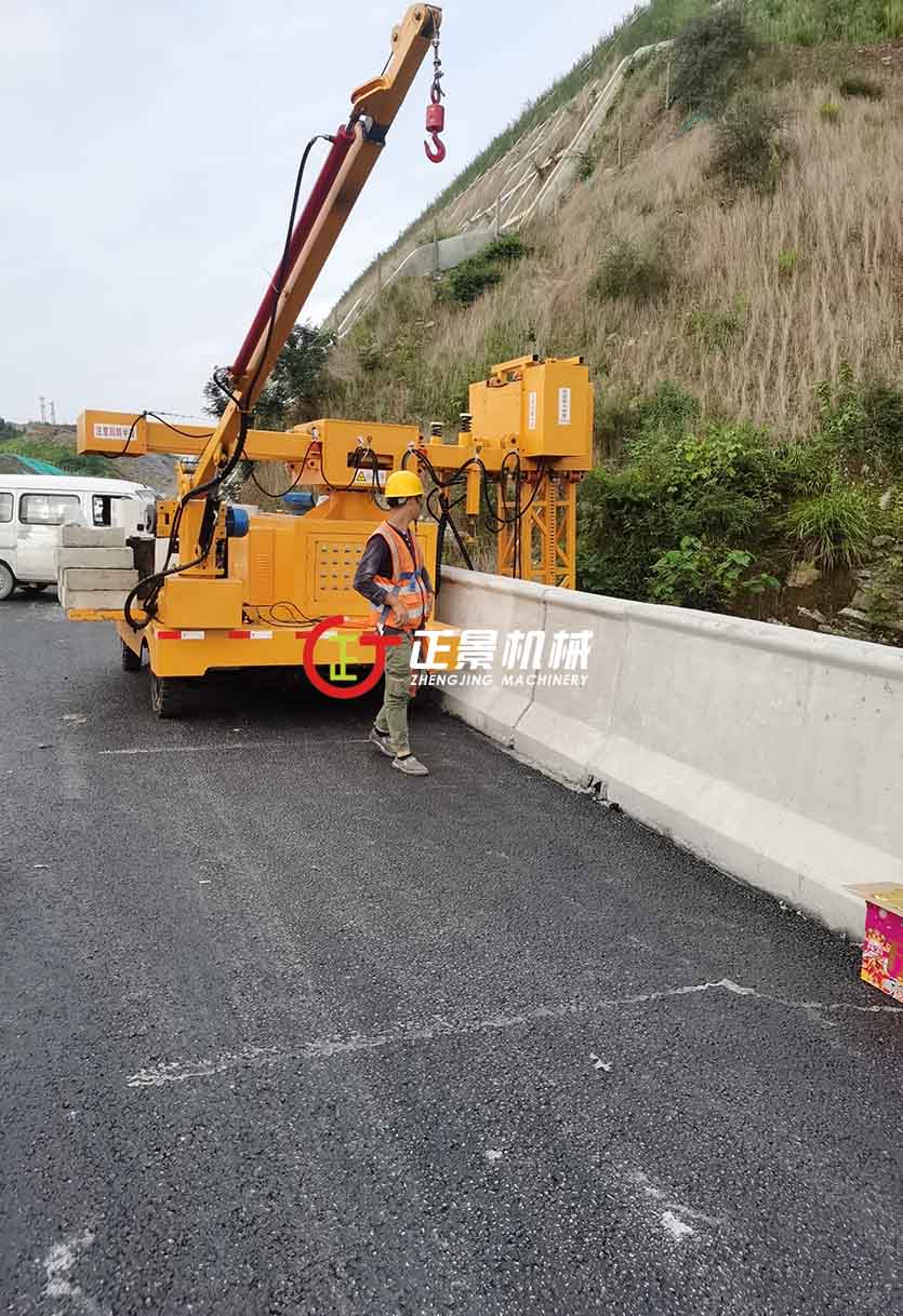 橋梁排水管安裝設備