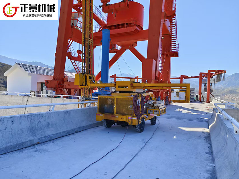 橋梁排水管安裝車